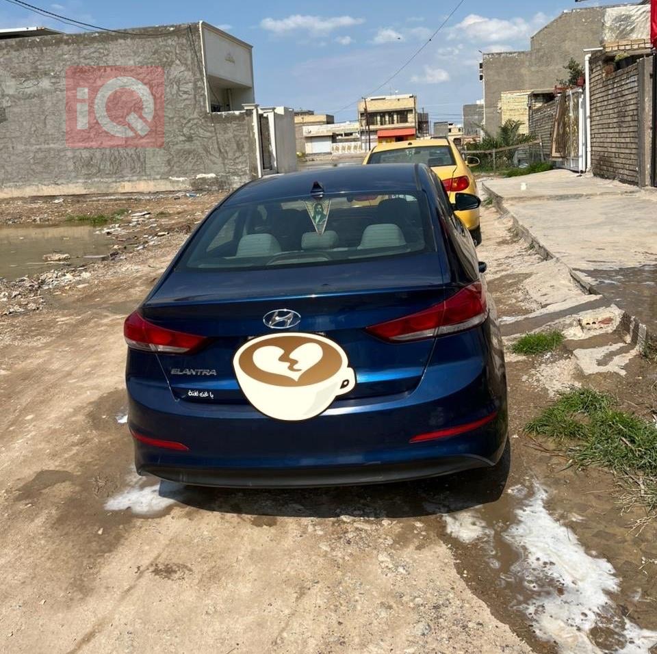 هیۆندای ئەلەنترا